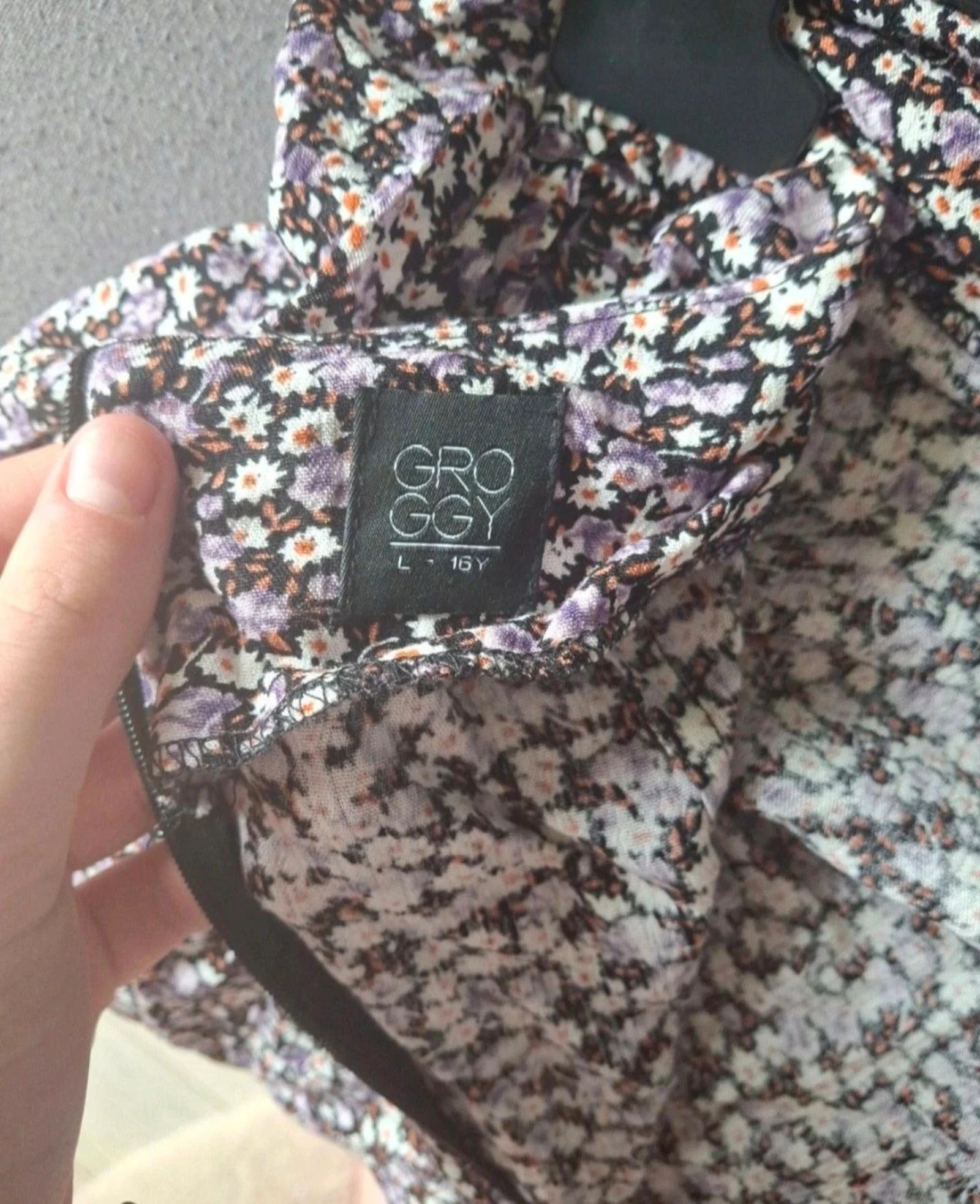 Groggy Short Skirt with Floral Print 🌸 – photo 4